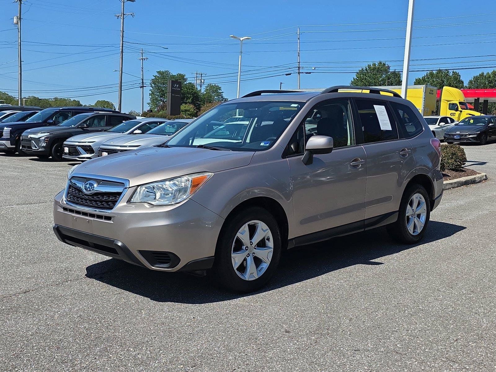 Used 2014 Subaru Forester 2.5i Premium w/ Popular Package #2 AWD/4WD image 2