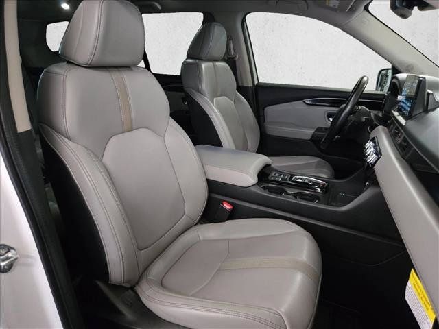 Used 2024 Honda Pilot EX-L image 19