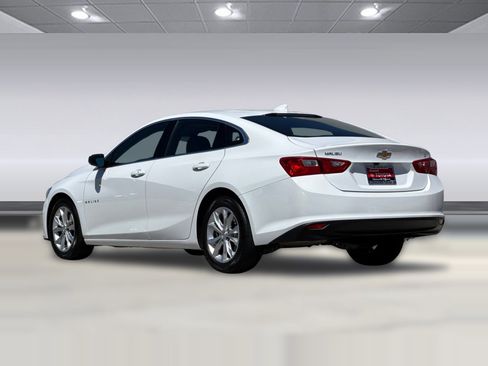 Used 2023 Chevrolet Malibu LT FWD image 3