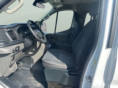 Used 2022 Ford Transit 350 XLT image 9