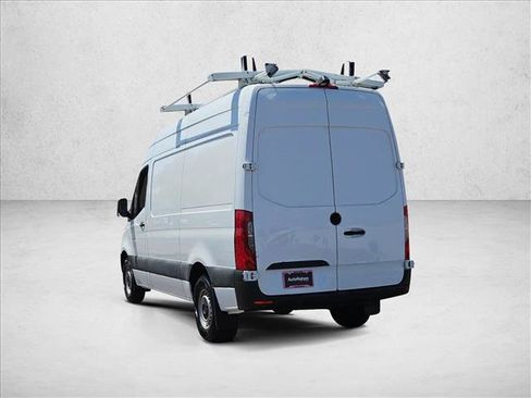 Used 2023 Mercedes-Benz Sprinter 2500 image 7