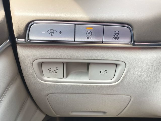 Used 2023 Genesis GV80 2.5T AWD/4WD image 18