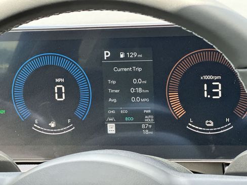 New 2025 Hyundai Sonata SEL FWD image 16