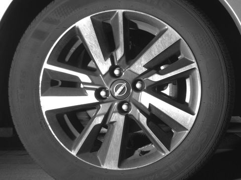 Used 2025 Nissan Versa SV FWD image 13
