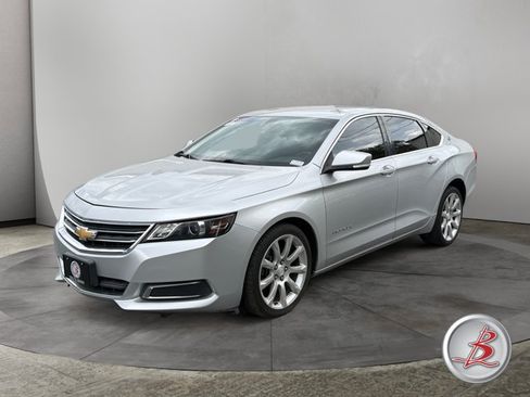 Used 2017 Chevrolet Impala LT FWD image 3