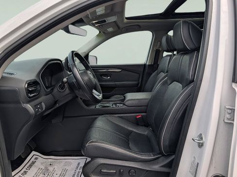 Used 2023 Honda Pilot Elite image 9