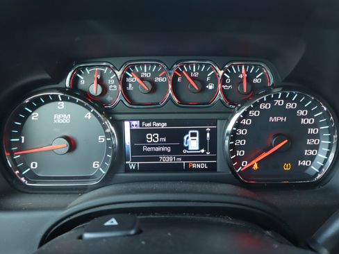 Used 2020 Chevrolet Tahoe LT RWD image 25