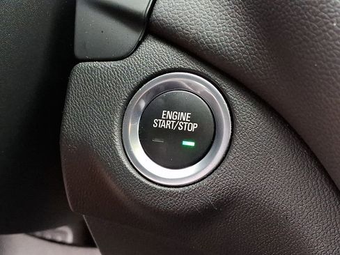 Used 2024 Chevrolet Equinox LT image 22