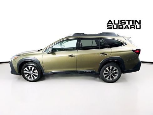 Used 2023 Subaru Outback Touring XT image 4