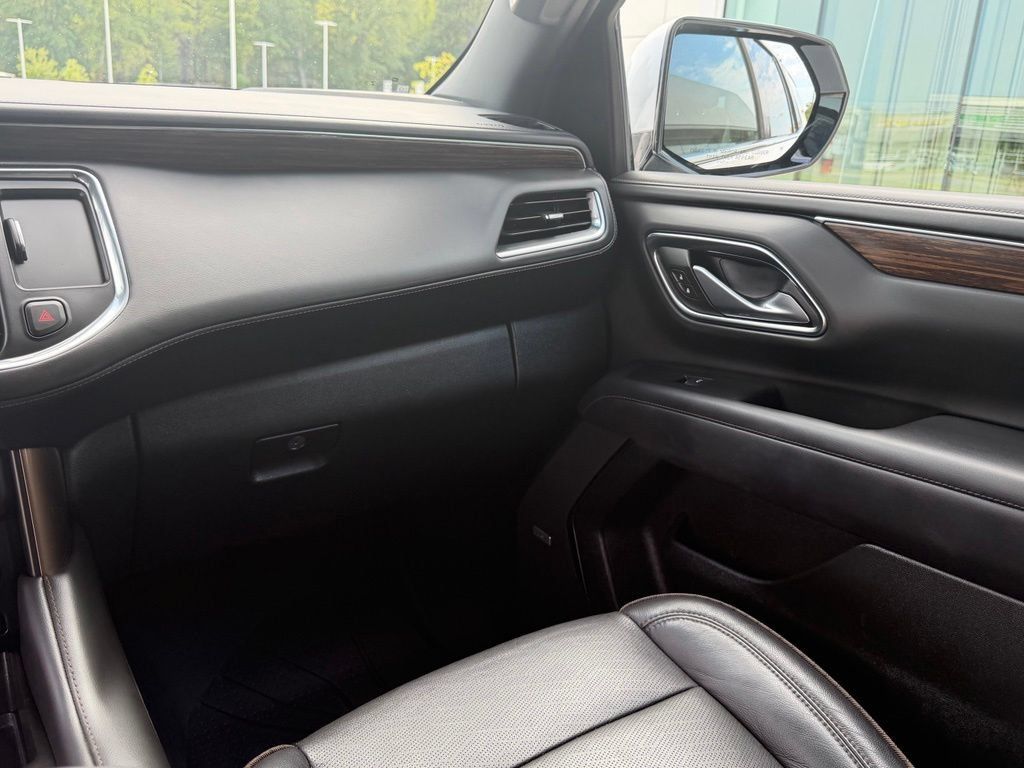 Used 2023 Chevrolet Tahoe High Country RWD image 29