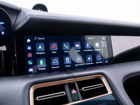 Certified 2021 Porsche Taycan Turbo S image 27