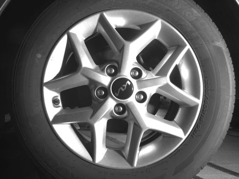 Used 2025 Kia Soul LX w/ LX Technology Package image 21