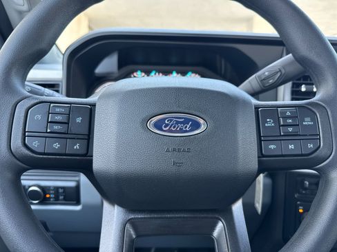 New 2026 Ford F250 XL w/ XL Off-Road Package image 22