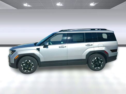 Used 2025 Hyundai Ioniq 6 SEL image 2