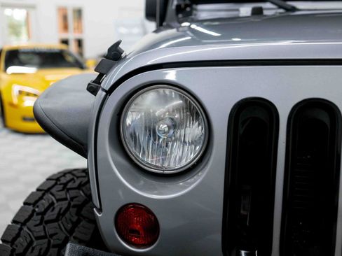 Used 2013 Jeep Wrangler Sport AWD/4WD image 22
