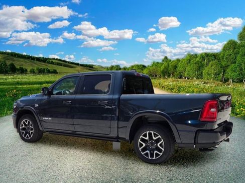 New 2026 RAM 1500 Laramie AWD/4WD image 4