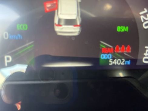 Used 2025 Toyota RAV4 XLE w/ Convenience Package FWD image 14