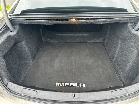 Used 2017 Chevrolet Impala Premier w/ Enhanced Convenience Package FWD image 19