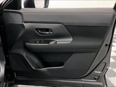 New 2026 Nissan Kicks S FWD image 31