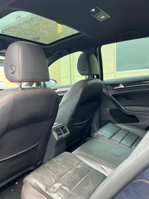 Used 2015 Volkswagen GTI SE w/ Lighting Package (SEL) FWD image 5