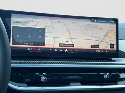 New 2026 BMW X5 M60i image 15