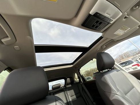 Certified 2023 Nissan Rogue SV w/ SV Premium B Package AWD/4WD image 14