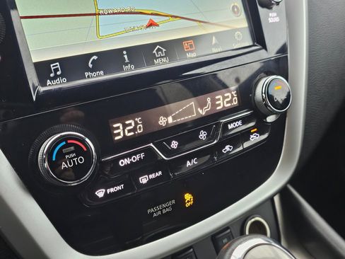 Used 2016 Nissan Murano SL image 10