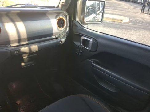 Used 2023 Jeep Gladiator Mojave w/ Trailer Tow Package image 17