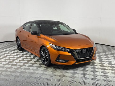 Used 2023 Nissan Sentra SR w/ Trunk Package FWD image 3