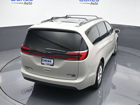Used 2021 Chrysler Pacifica Limited w/ S Appearance Package AWD/4WD image 52