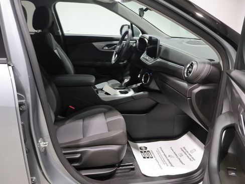 Used 2025 Chevrolet Blazer LT AWD/4WD image 22