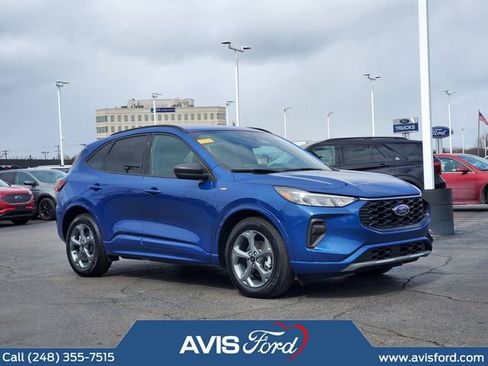 Used 2023 Ford Escape ST-Line w/ Equipment Group 301A image 1