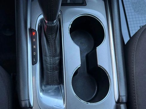 Used 2018 Chevrolet Malibu LT image 33