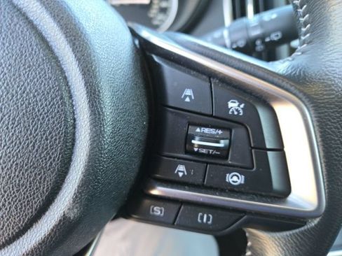Used 2023 Subaru Forester Premium AWD/4WD image 5