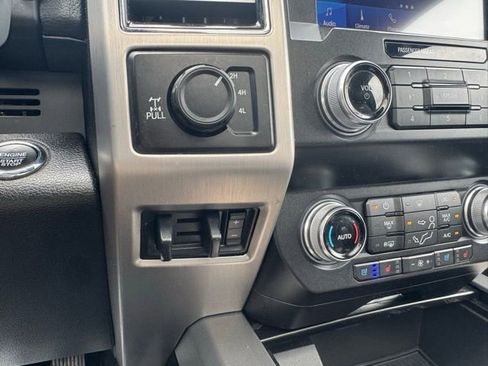 Used 2019 Ford F250 Platinum w/ Platinum Ultimate Package AWD/4WD image 24