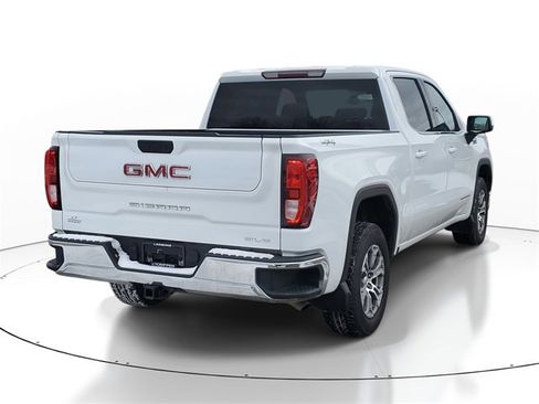 Used 2022 GMC Sierra 1500 SLE w/ LPO, GMC Protection Package image 4