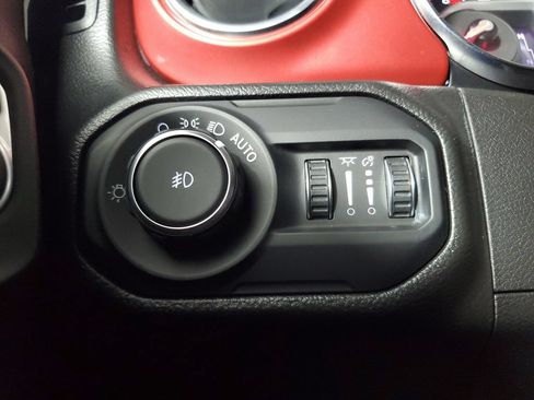 Used 2022 Jeep Wrangler Rubicon w/ LED Lighting Group AWD/4WD image 29