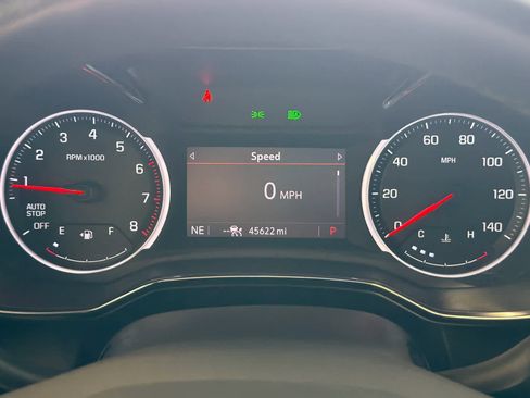 Used 2022 Chevrolet TrailBlazer ACTIV w/ Sun and Liftgate Package FWD image 43