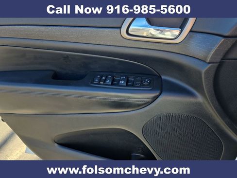 Used 2015 Jeep Grand Cherokee Altitude AWD/4WD image 25