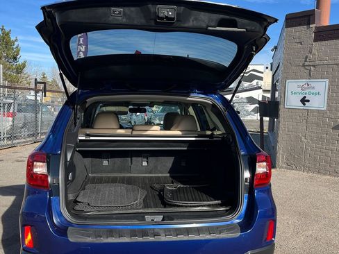 Used 2016 Subaru Outback 2.5i Limited image 24