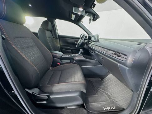 Used 2025 Honda HR-V Sport image 28