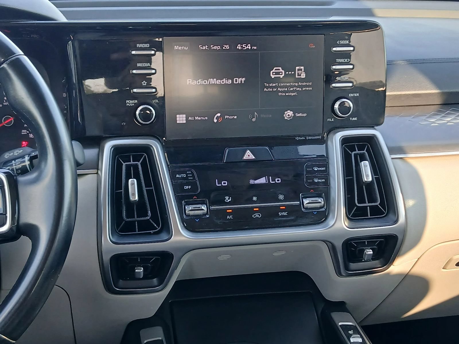 Used 2021 Kia Sorento S w/ Panoramic Sunroof Package FWD image 22