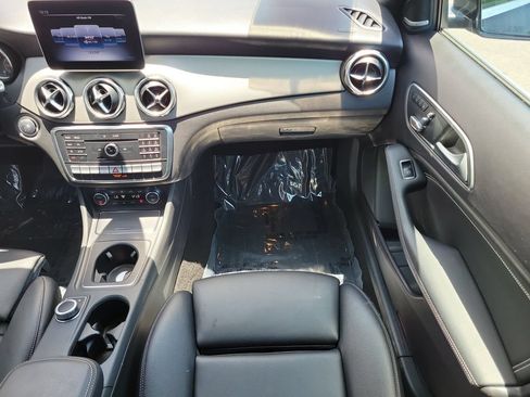 Used 2020 Mercedes-Benz GLA 250 4MATIC image 16