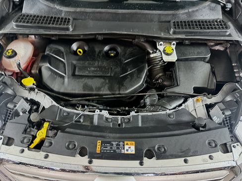 Used 2018 Ford Escape Titanium w/ Ford Safe & Smart Package image 34