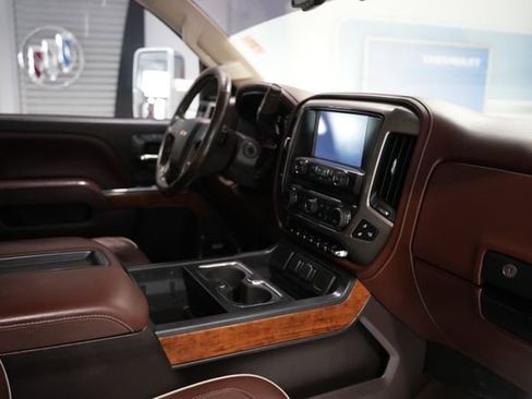 Used 2015 Chevrolet Silverado 2500 High Country w/ Duramax Plus Package AWD/4WD image 20