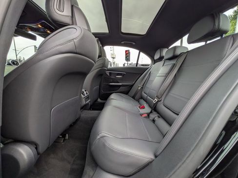 Used 2024 Mercedes-Benz C 300 Sedan image 19