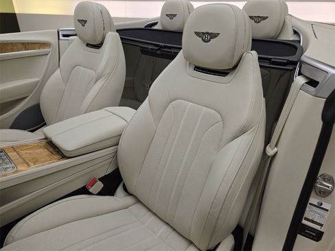 Used 2023 Bentley Continental GT Mulliner image 21