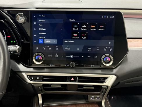 Used 2024 Lexus RX 350 AWD image 23