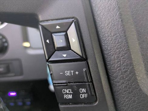 Used 2013 Ford F150 XLT w/ XLT Chrome Pkg AWD/4WD image 14