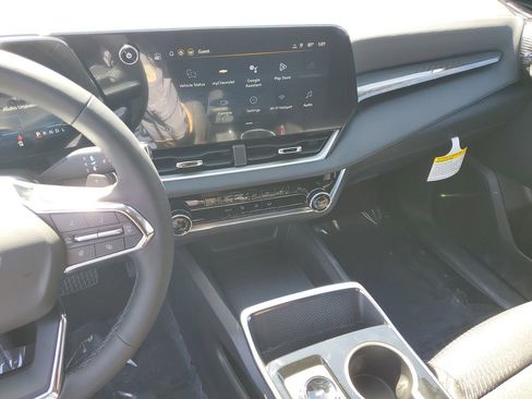 New 2026 Chevrolet Equinox LT image 22